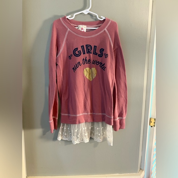 Jenna & Jessie Pink and Gold Short Sleeve Tee with Graphic Design - Picture 1 of 9